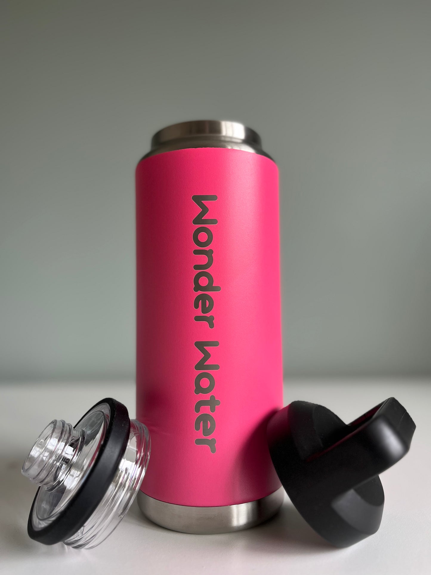 ICELIONESS Package - Hoodie & WonderWater Sportsbottle